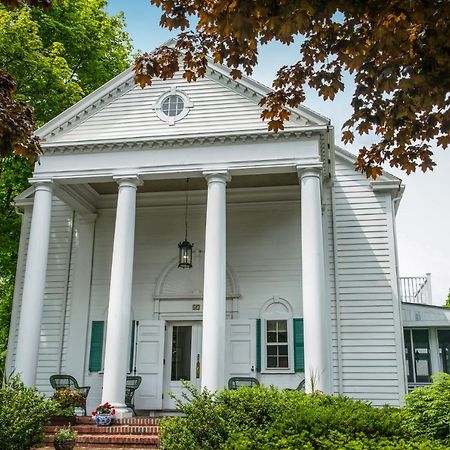 Anne'S White Columns Inn バー・ハーバー エクステリア 写真