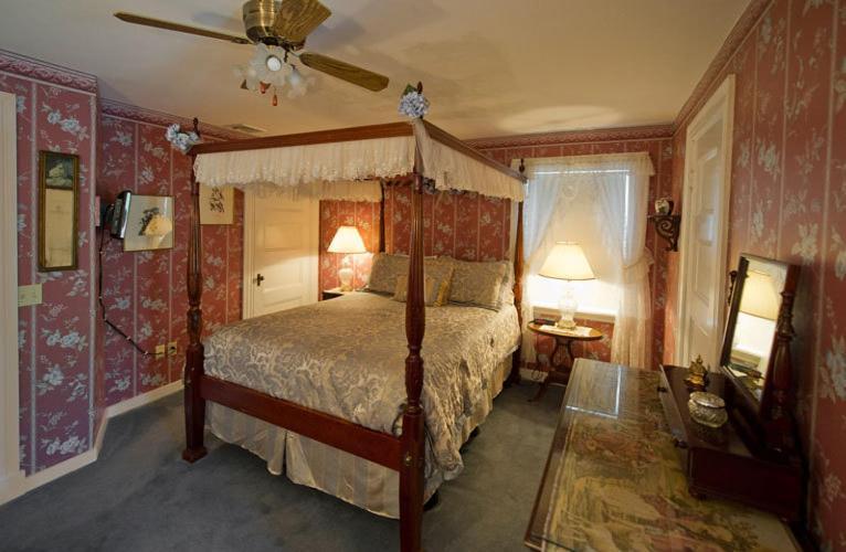 Anne'S White Columns Inn バー・ハーバー 部屋 写真