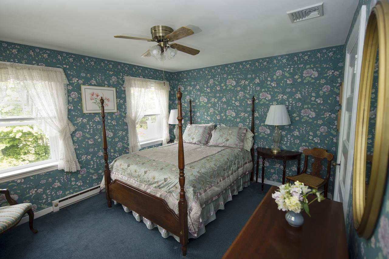 Anne'S White Columns Inn バー・ハーバー エクステリア 写真