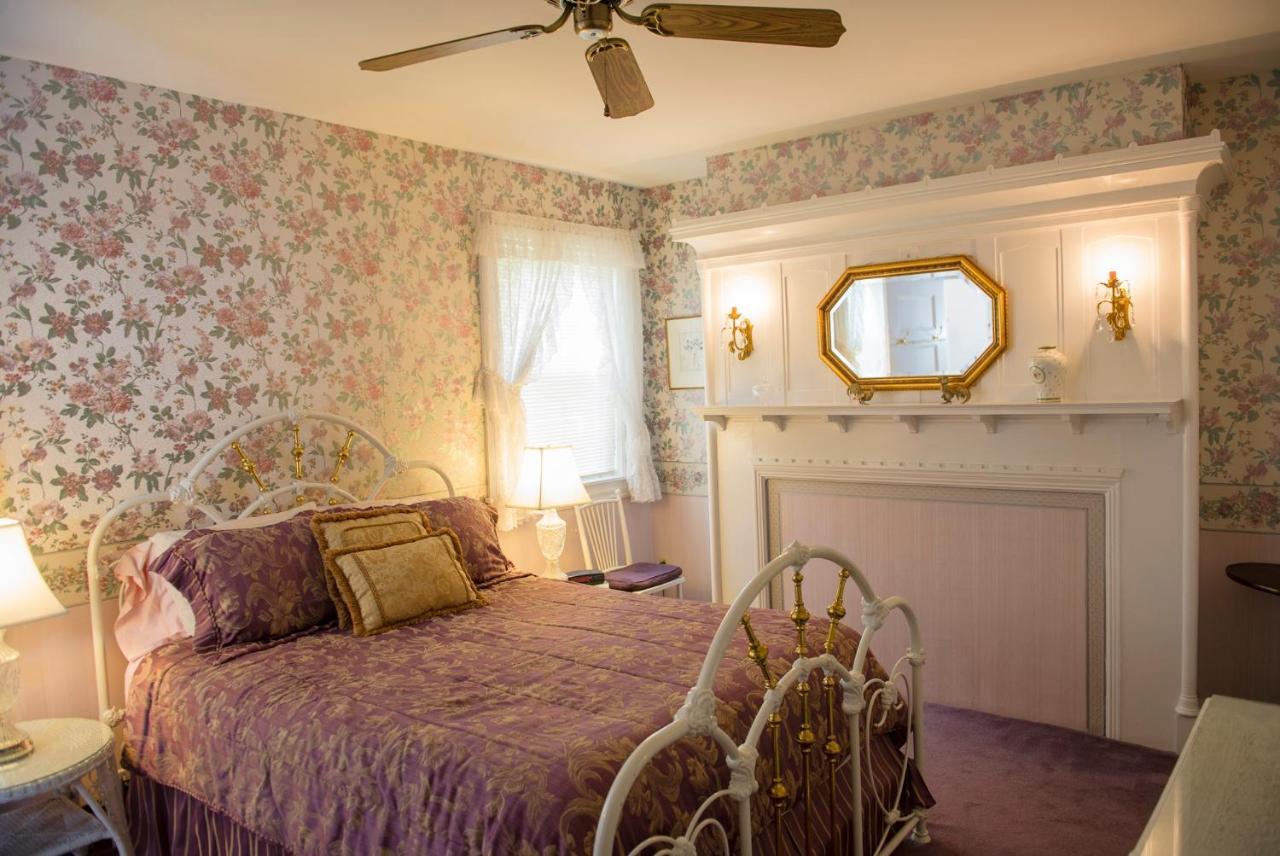 Anne'S White Columns Inn バー・ハーバー エクステリア 写真